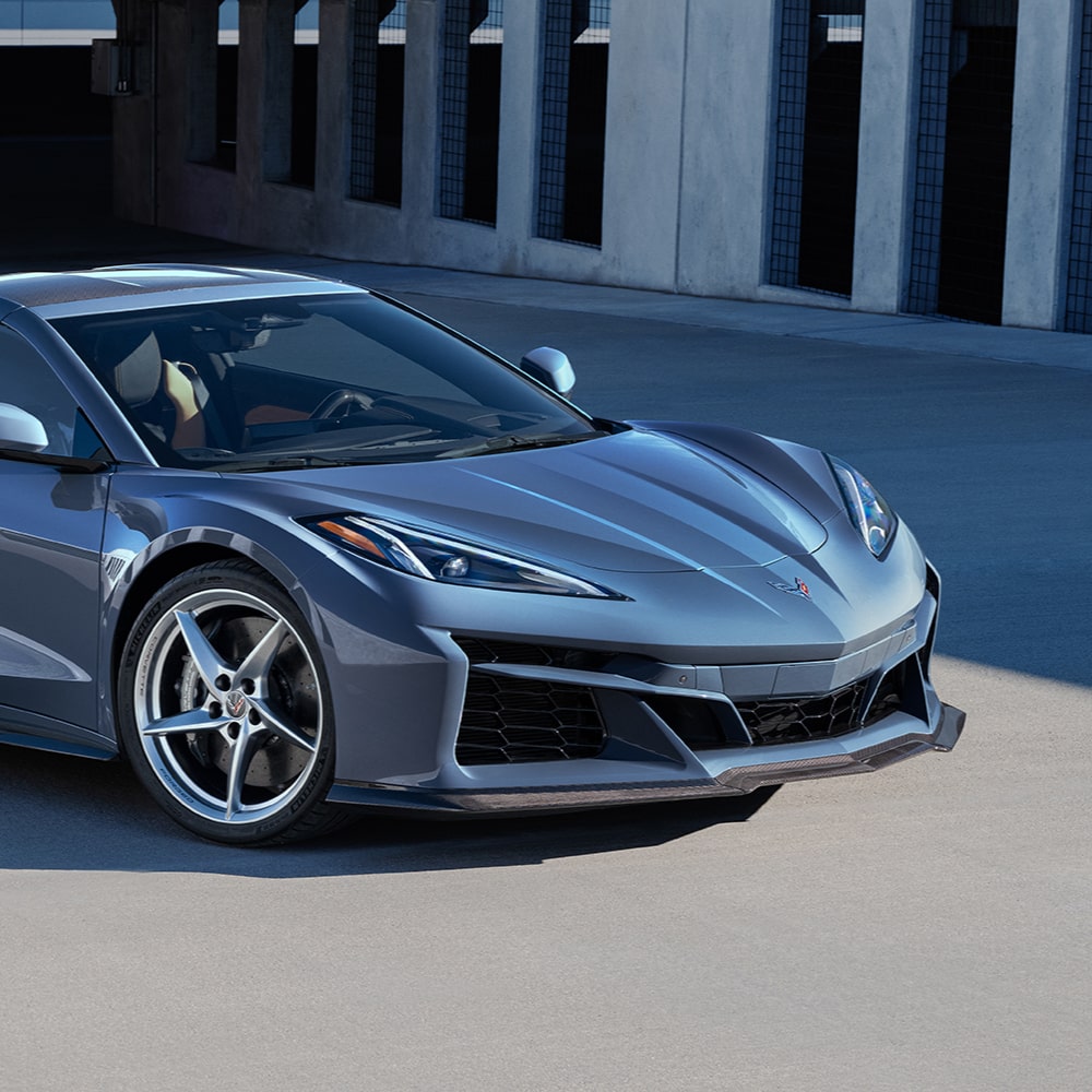 2024 Chevrolet Corvette E-Ray Close-Up of Front End & Hood