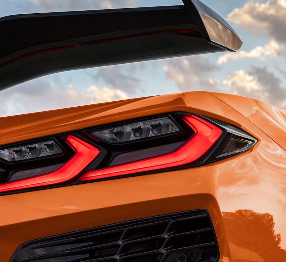 El imponente diseño de la parte trasera del Corvette Z06 2024