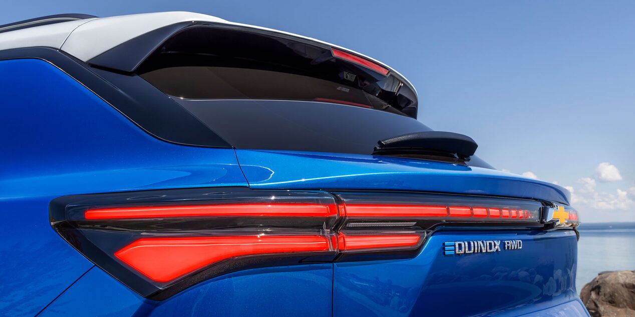 2023-equinox-ev-gallery-ext-08.jpg?imwid