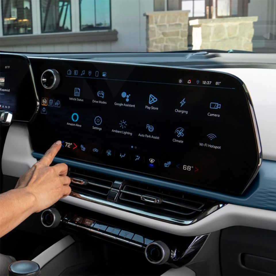 Vista del sistema de infoentretenimiento de la Chevy Equinox EV 2024