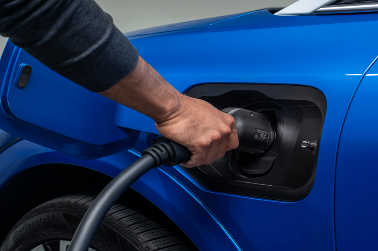 Imagen de la carga de la Chevy Equinox EV 2024