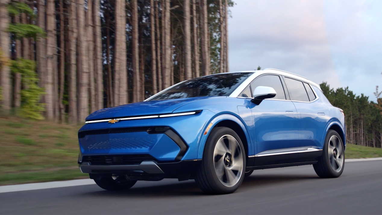 Video corto de la Chevy Equinox EV 2024 en movimiento