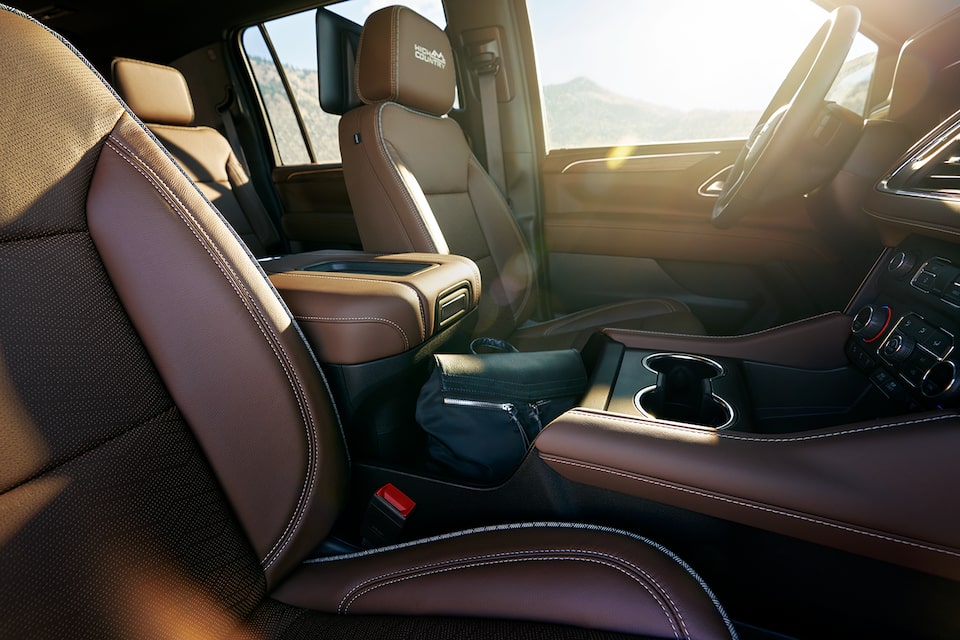 2025 Chevrolet Suburban Interior Photos