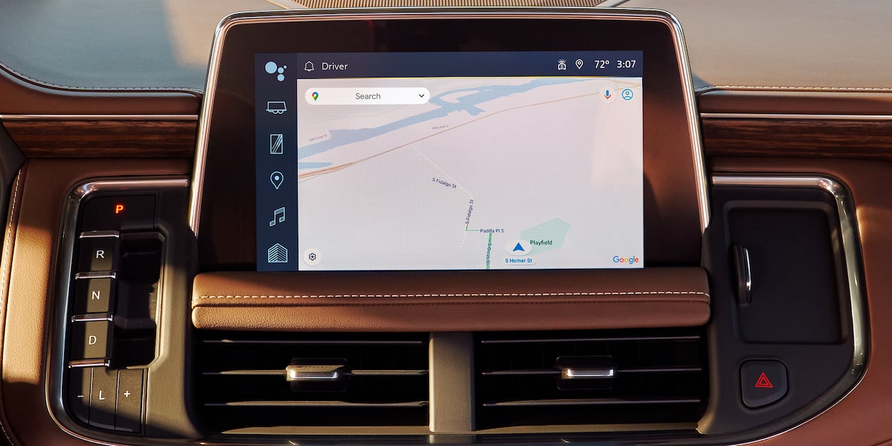 Navegación con Google integrado disponible en la Chevy Suburban modelo 24