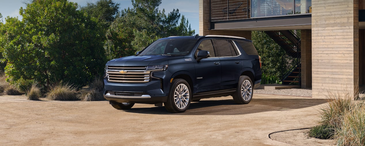 2024 Chevrolet Tahoe Full-Size SUV Exterior Front 3/4 View