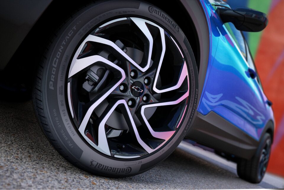 The Sleek and Athletic Looking Rims of the Trailblazer RS