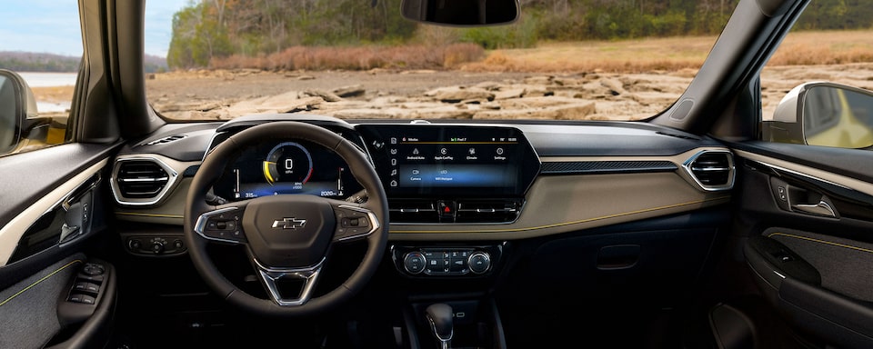 The Technology Advanced Instrument Cluster of the 2024 Trailblazer