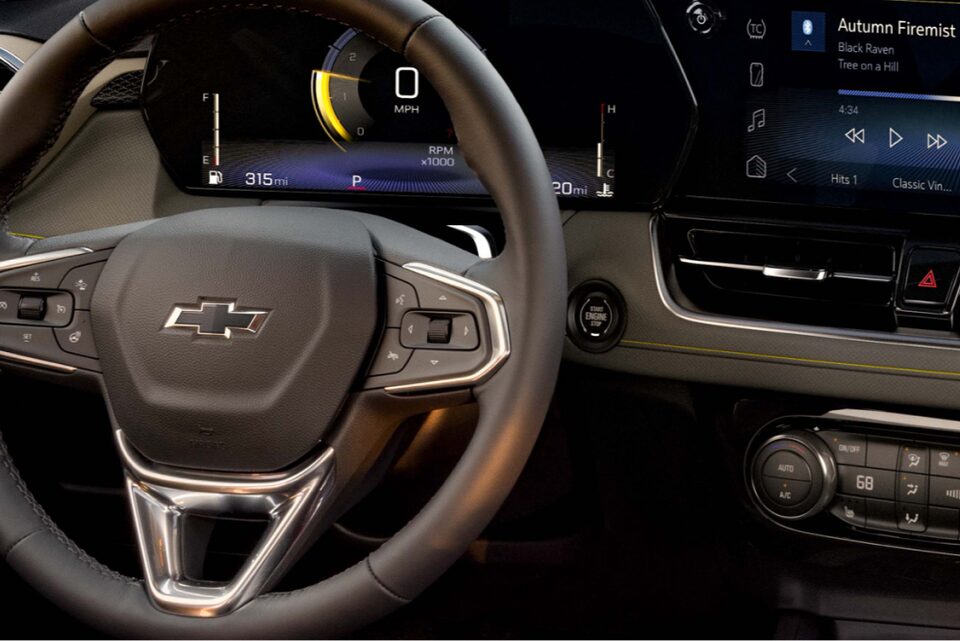 Standard Push Button Start in the 2024 Trailblazer