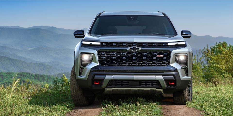 Front View of the 2024 Chevrolet Traverse Driving in the Mountains