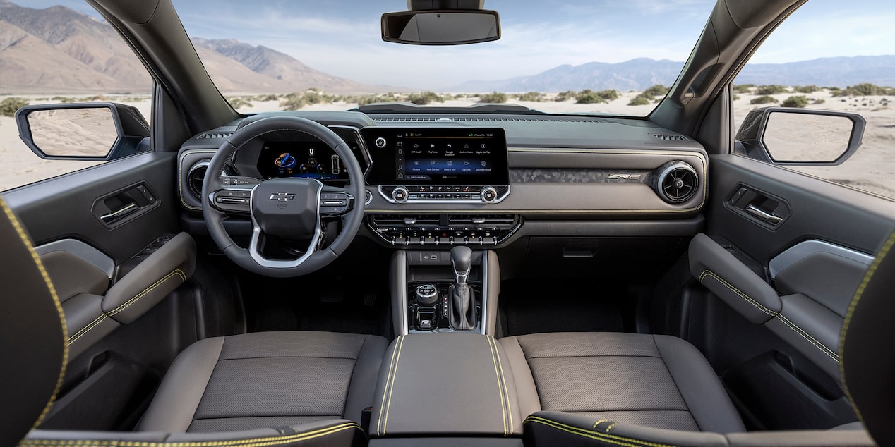 El interior espacioso de la Chevy Colorado con una vista increíble