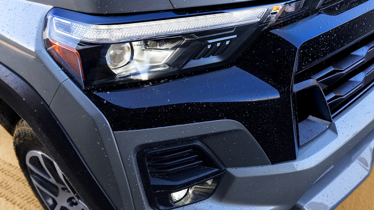 Características de Safety Assist de la Chevrolet Colorado 2023: Control automático de luces altas Intellibeam