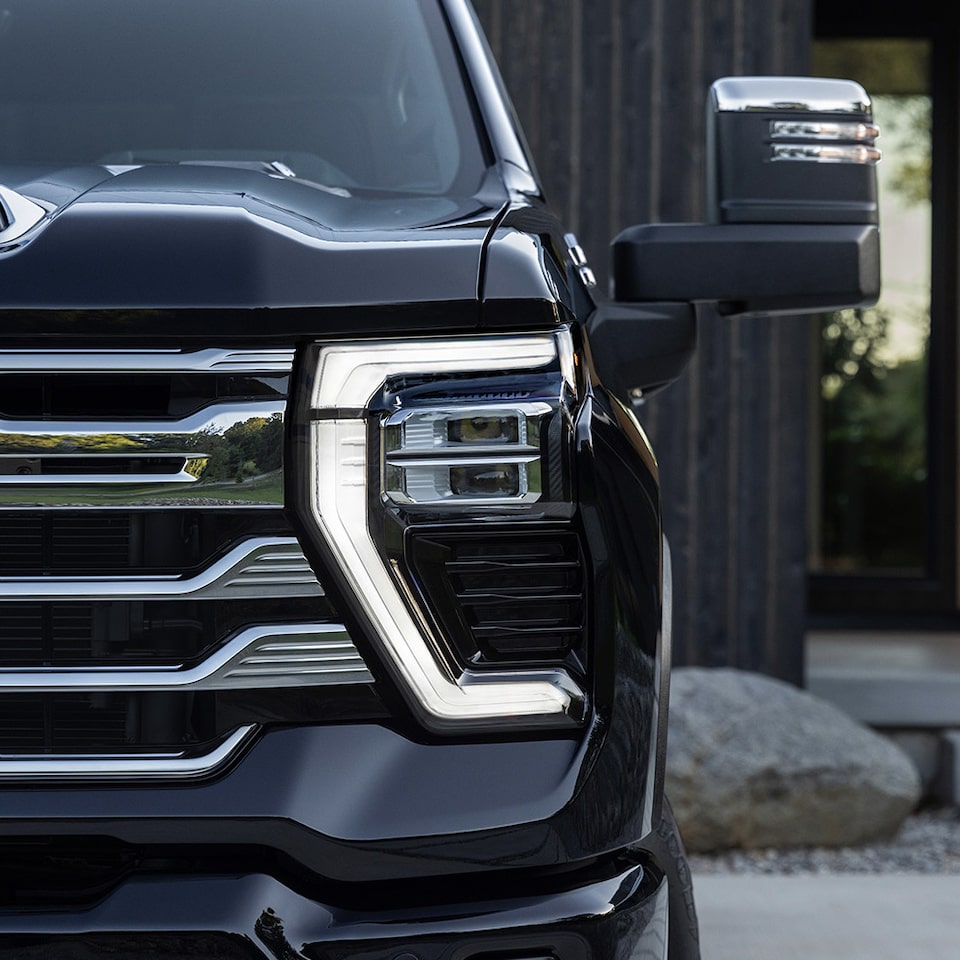 Bowtie, Grille and Intellibeam Headlamps on the 2024 Silverado HD