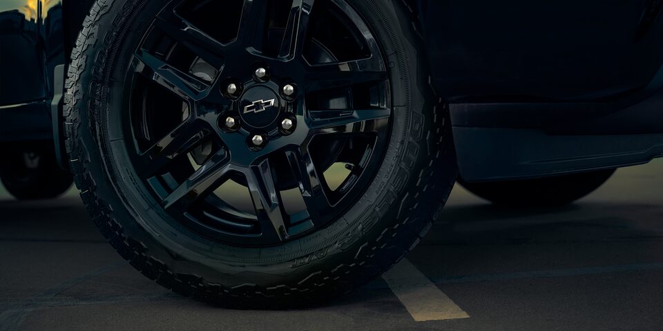 Close up of Chevrolet Silverado 1500 Tire Rim