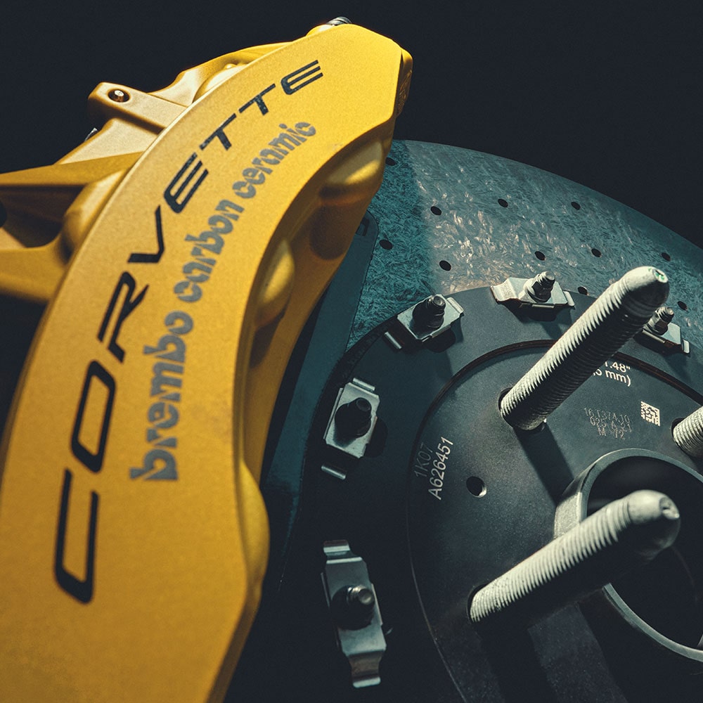 Primer plano de rin expuesto del Chevy Corvette Z06
