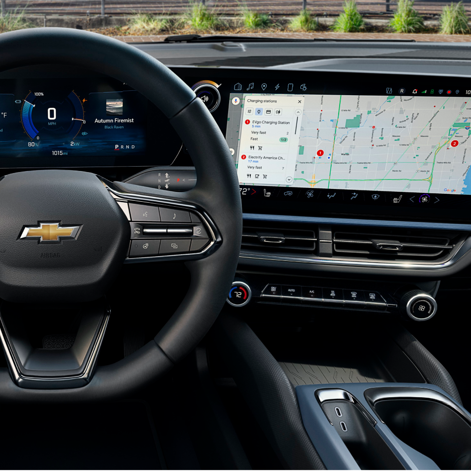 Driver’s Seat View of the Steering Wheel and Display Monitor of 2025 Chevy Equinox EV
