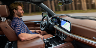 Passenger View of the Super Cruise Feature Being Used by a Driver in the 2025 Chevrolet Suburban SUV