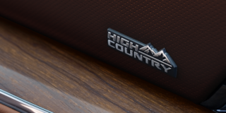 Close-up View of High Country Badging on the 2025 Chevrolet Suburban SUV
