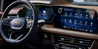 Close-up View of Vehicle Information on the Infotainment System in the 2025 Chevrolet Suburban SUV