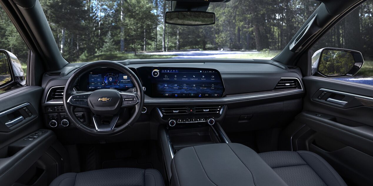 Driver Seat View of the 2025 Chevrolet Tahoe Front Row and Dashboard