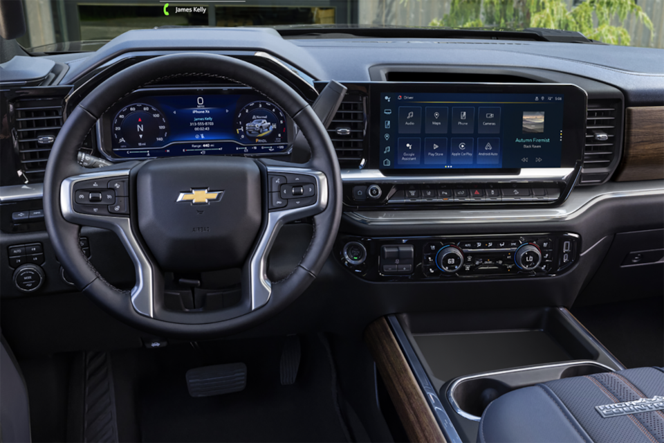 13.4-Inch Diagonal Infotainment Touch-Screen