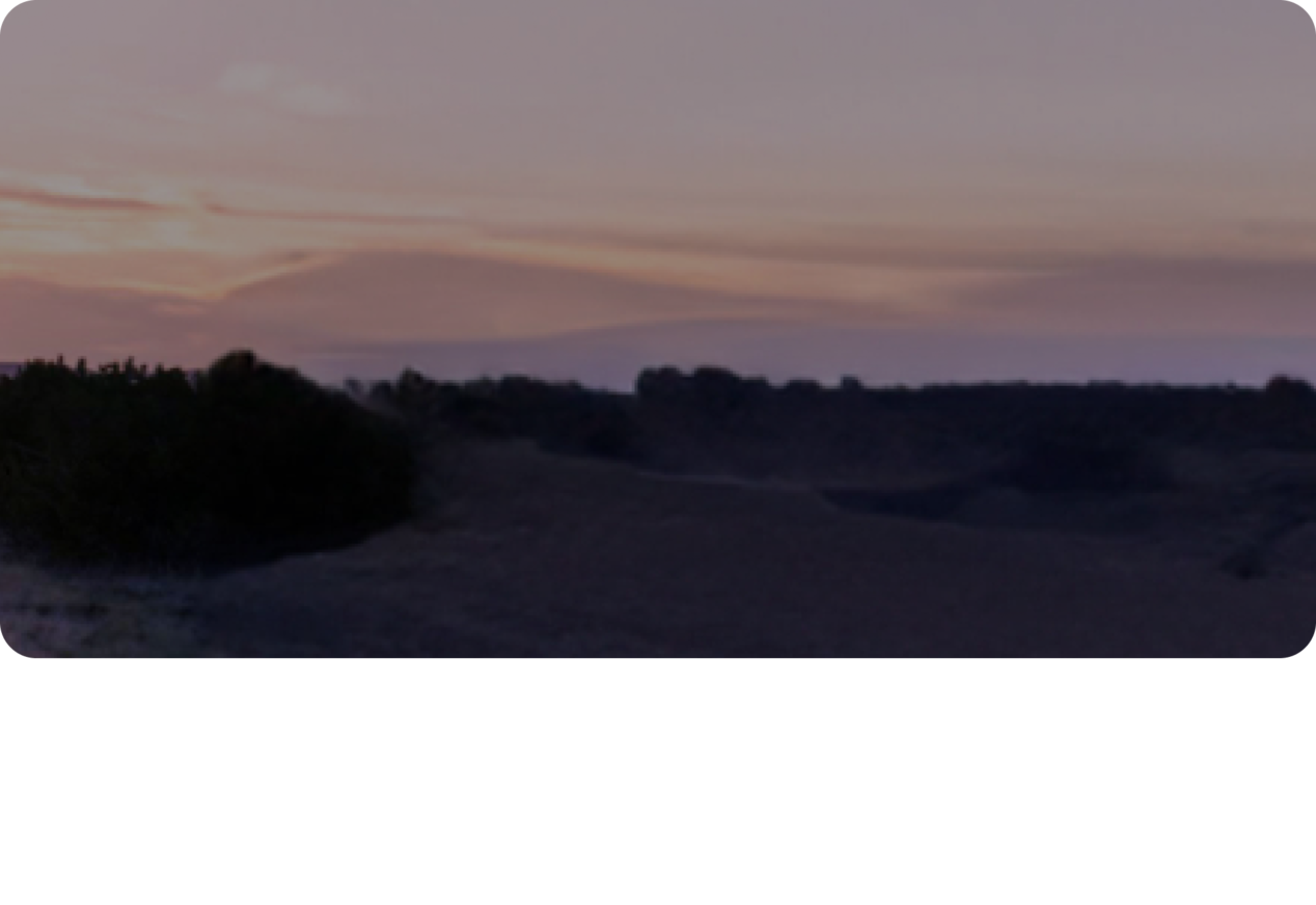 Imagen trasera de atardecer para Silverado EV RST
