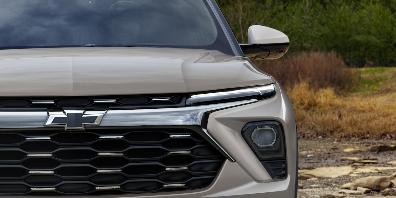 Característica Safety Assist de la SUV Chevrolet Trailblazer 2026: Control automático de luces altas Intellibeam