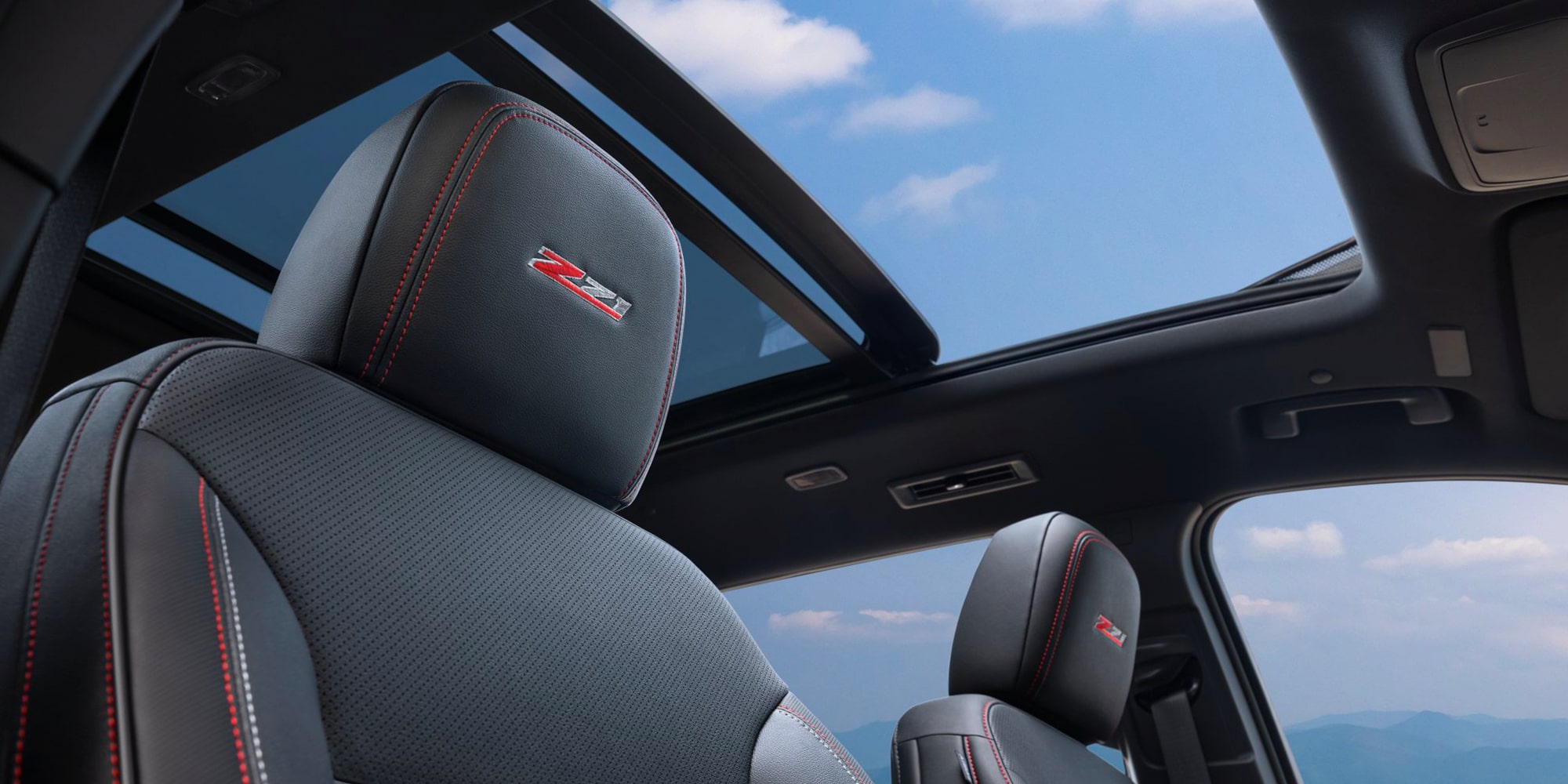 2026 chevy traverse with available sunroof