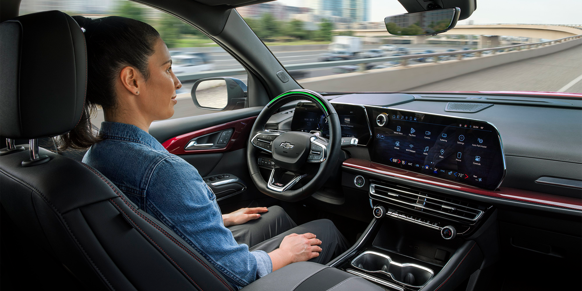 Women Using Hands Free Super Cruise Driving Feature in the 2026 Chevy Traverse