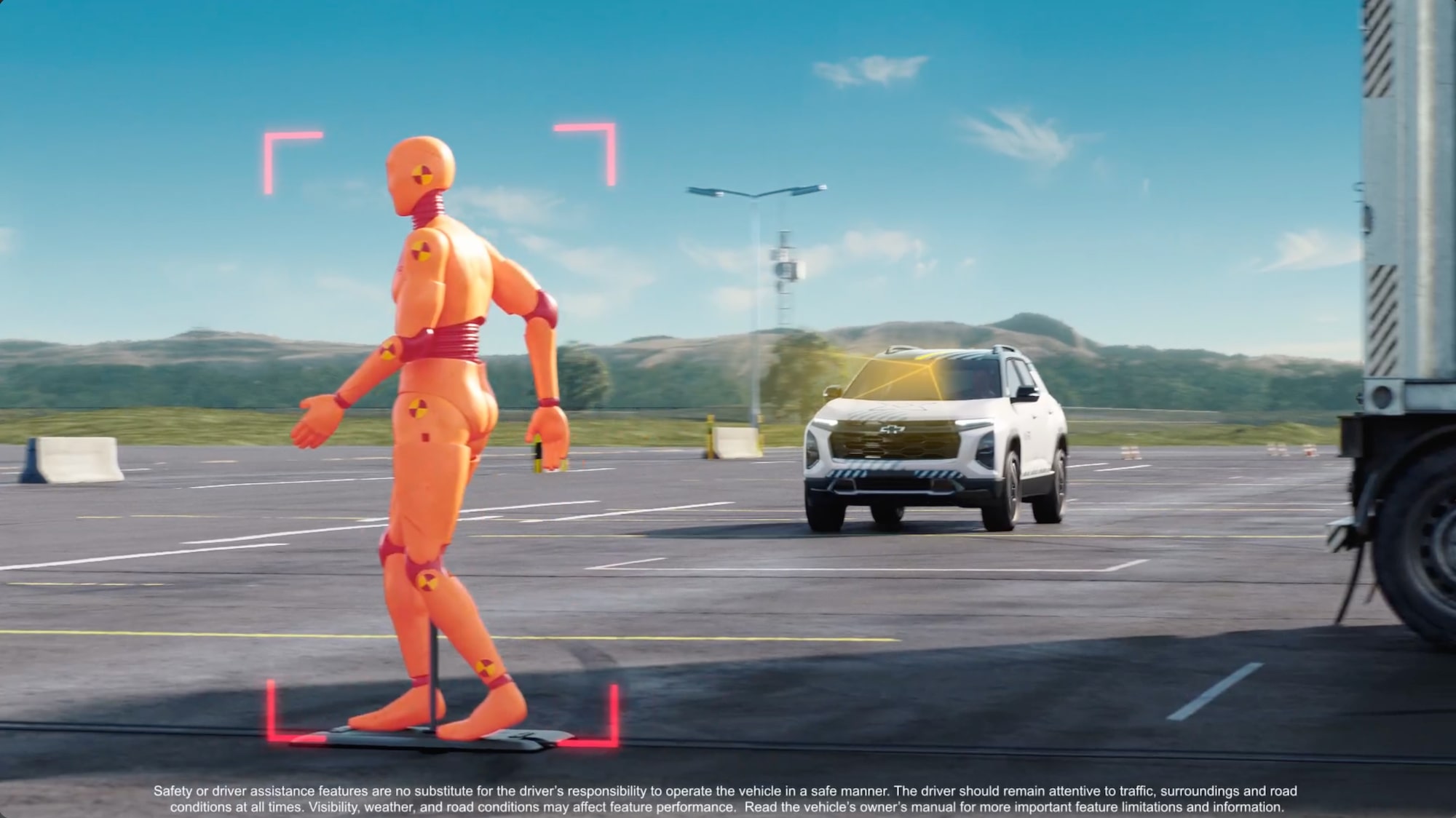 Característica Safety Assist de la SUV Chevrolet Trailblazer 2026: Video del sistema de frenos por peatón al frente
