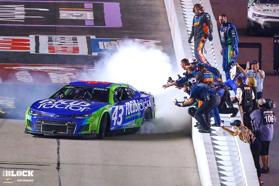 Erik Jones scored a victory in the famed No. 43 for Petty GMS at Darlington Raceway.
