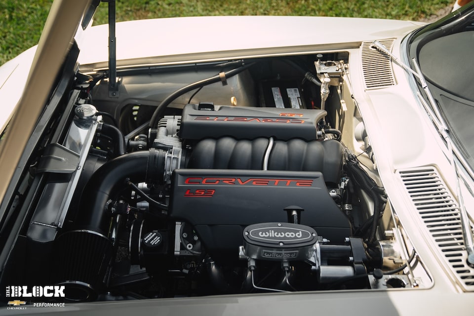 El sistema del tren motriz armado Connect & Cruise de Sheridan incluye el LS376/525* acoplado a una transmisión automática SuperMatic 4L70-E de cuatro velocidades.