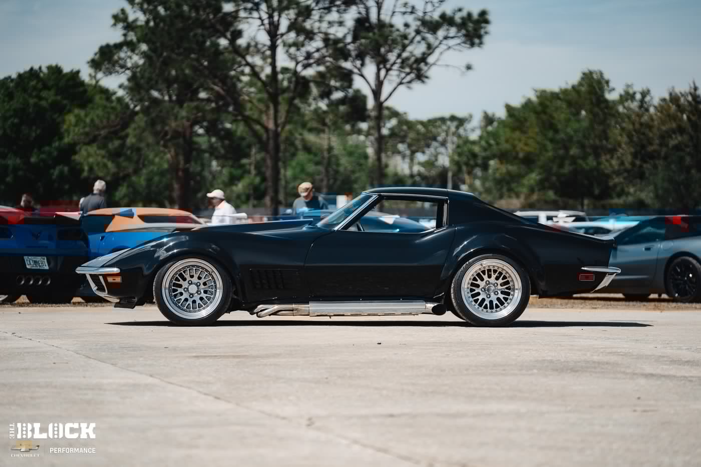 Highlights of the exterior include the side pipes and wheels.