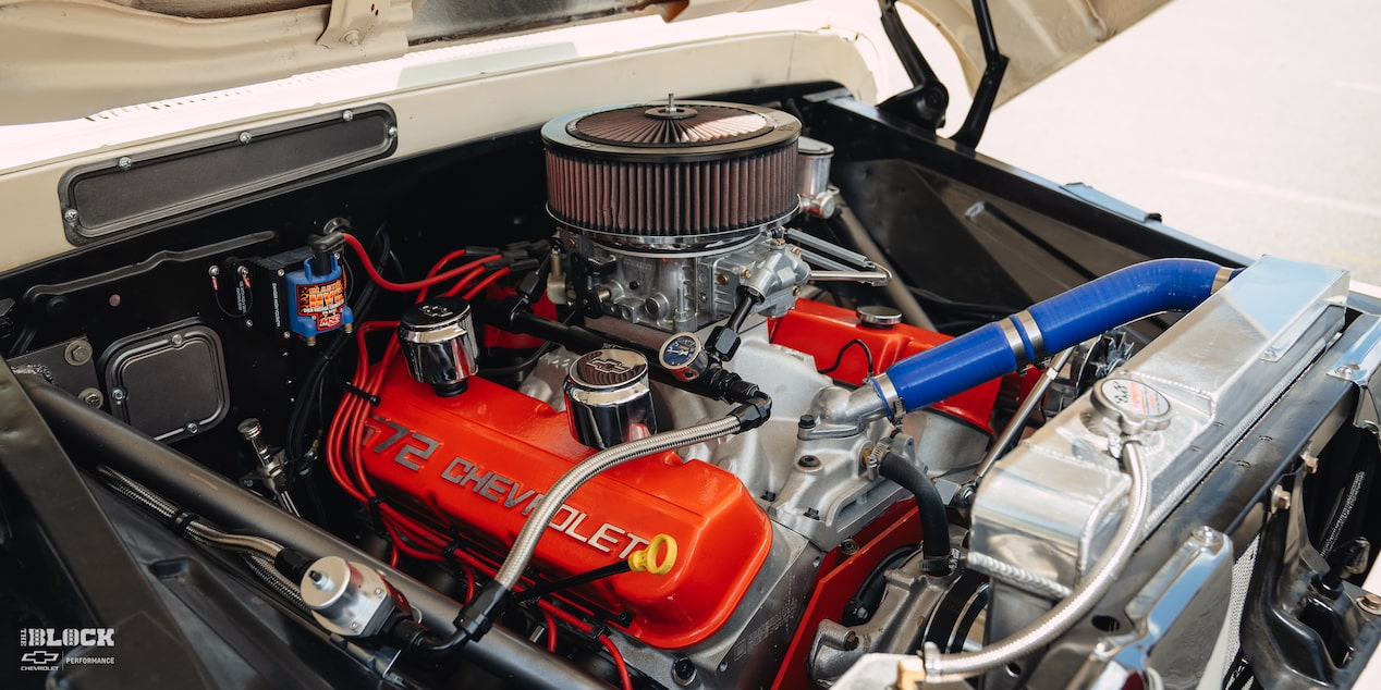 El motor tiene una potencia de fábrica de 727 caballos de fuerza.