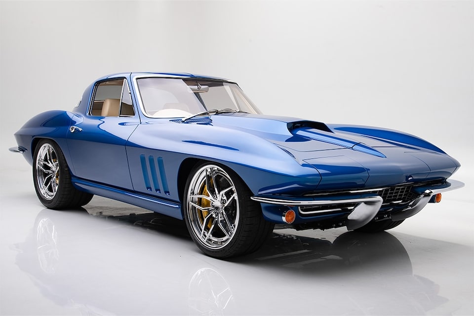 Josh Michels won the Young Guns portion of Battle of the Builders during the 2022 SEMA Show with a 1966 Corvette. 