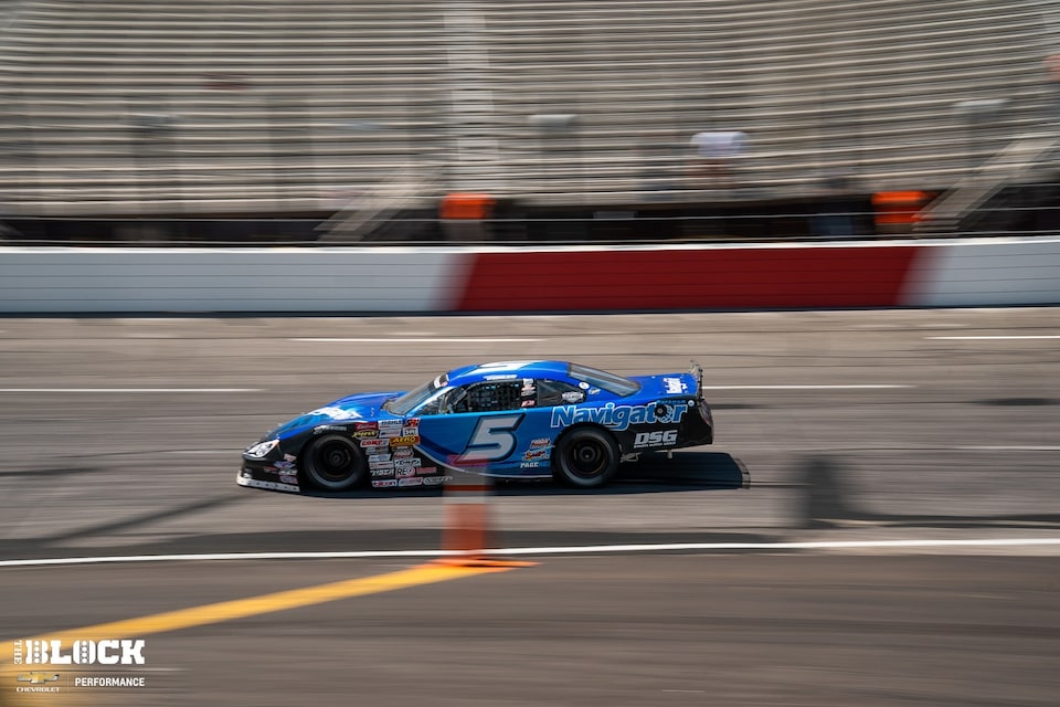 E33 Motorsports uses modified versions of the CT400 in its Pro Late Models.