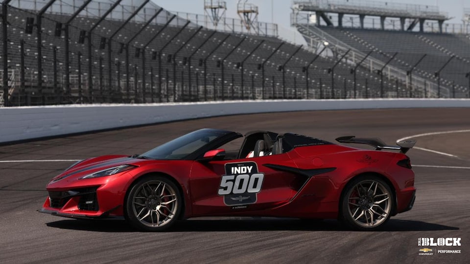 Wallpaper Wednesday: 2023 Indianapolis 500 Pace Car - Corvette Z06 Hardtop Convertible