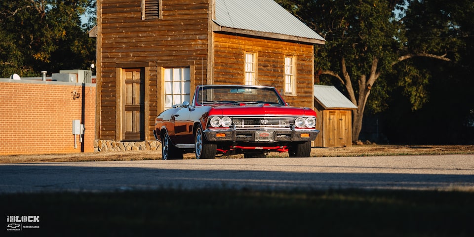 El Chevelle SS convertible 1966 de Max Cooper está equipado con un motor armado ZZ502/502 Chevrolet Performance.*