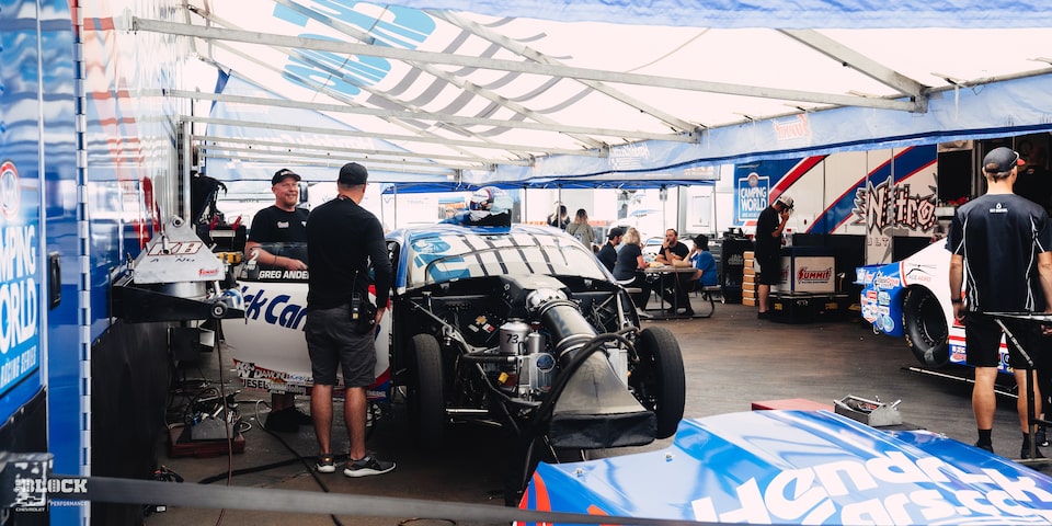 Anderson ha transmitido muchas lecciones aprendidas como jefe de equipo a su propio equipo KB Titan Racing.