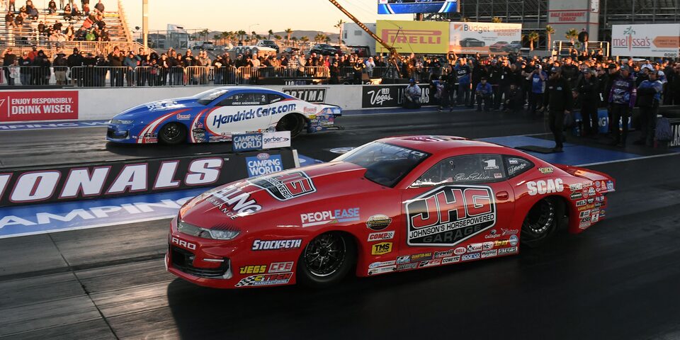 Erica Enders (near lane) defeated Greg Anderson in an all-Camaro SS final to take her 10th Las Vegas victory.