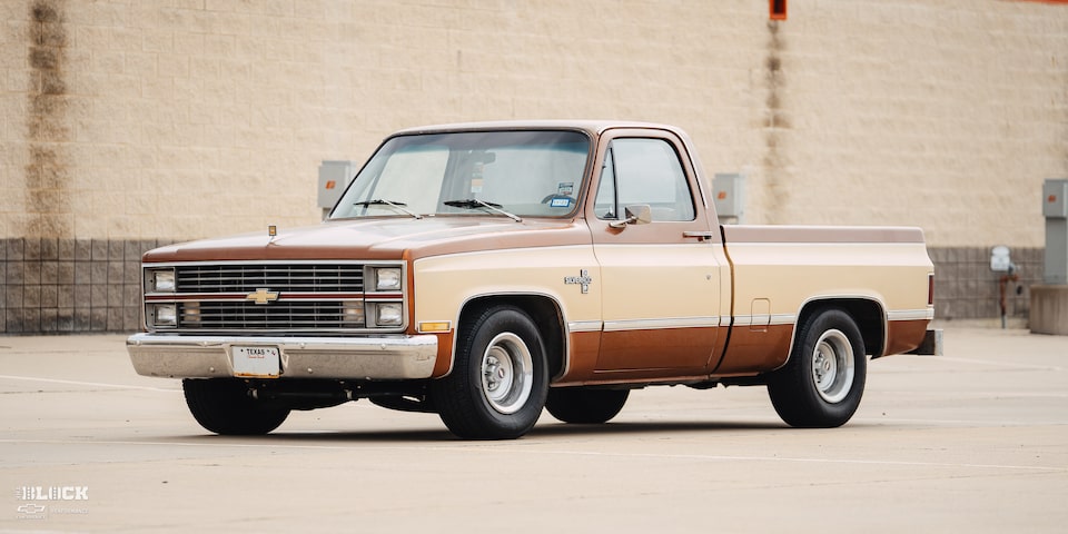Jim Lewis trajo su C10 de 1983 a los C10 Nationals de Texas en mayo. Bajo el cofre se esconde una sorprendente mejora del motor.