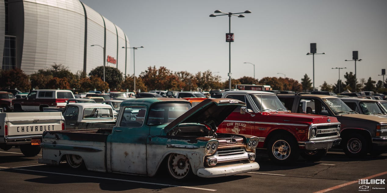 Dino’s Git Down in Glendale, Arizona, attracts thousands of Chevrolet and GM vehicles each November.
