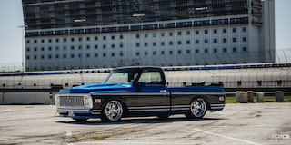 Side View of Ronnie and Tina Allen's 1972 Chevrolet C10