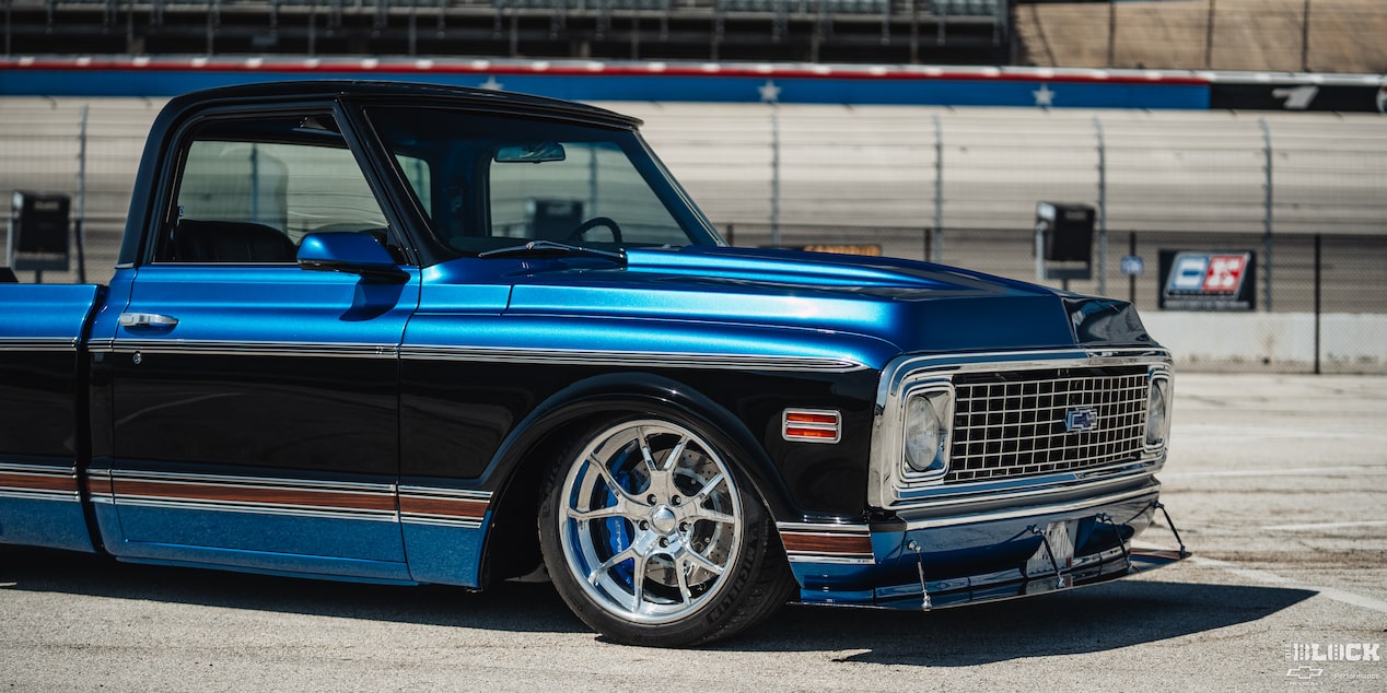Right Side Front View of Ronnie and Tina Allen's 1972 Chevrolet C10