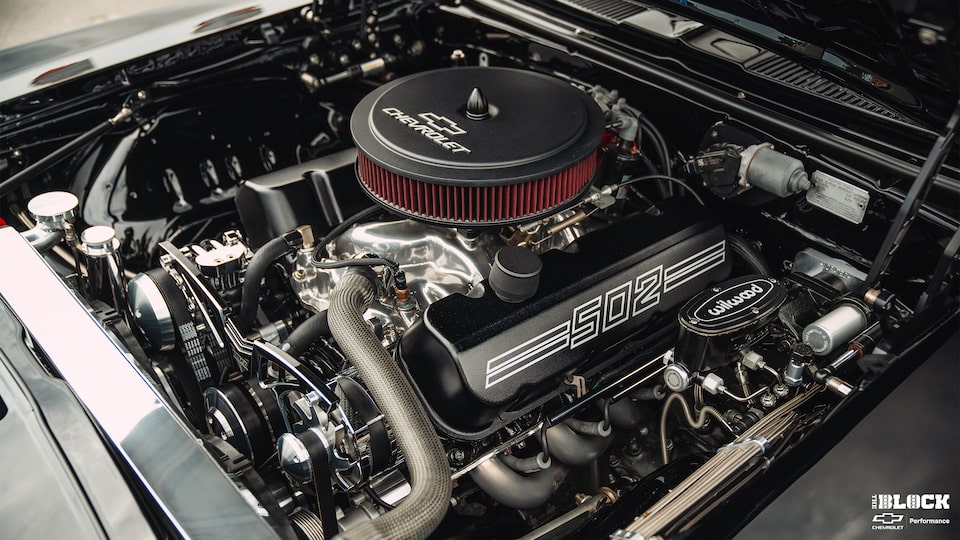 Three Quarters View of an Engine with an Air Filter on Top